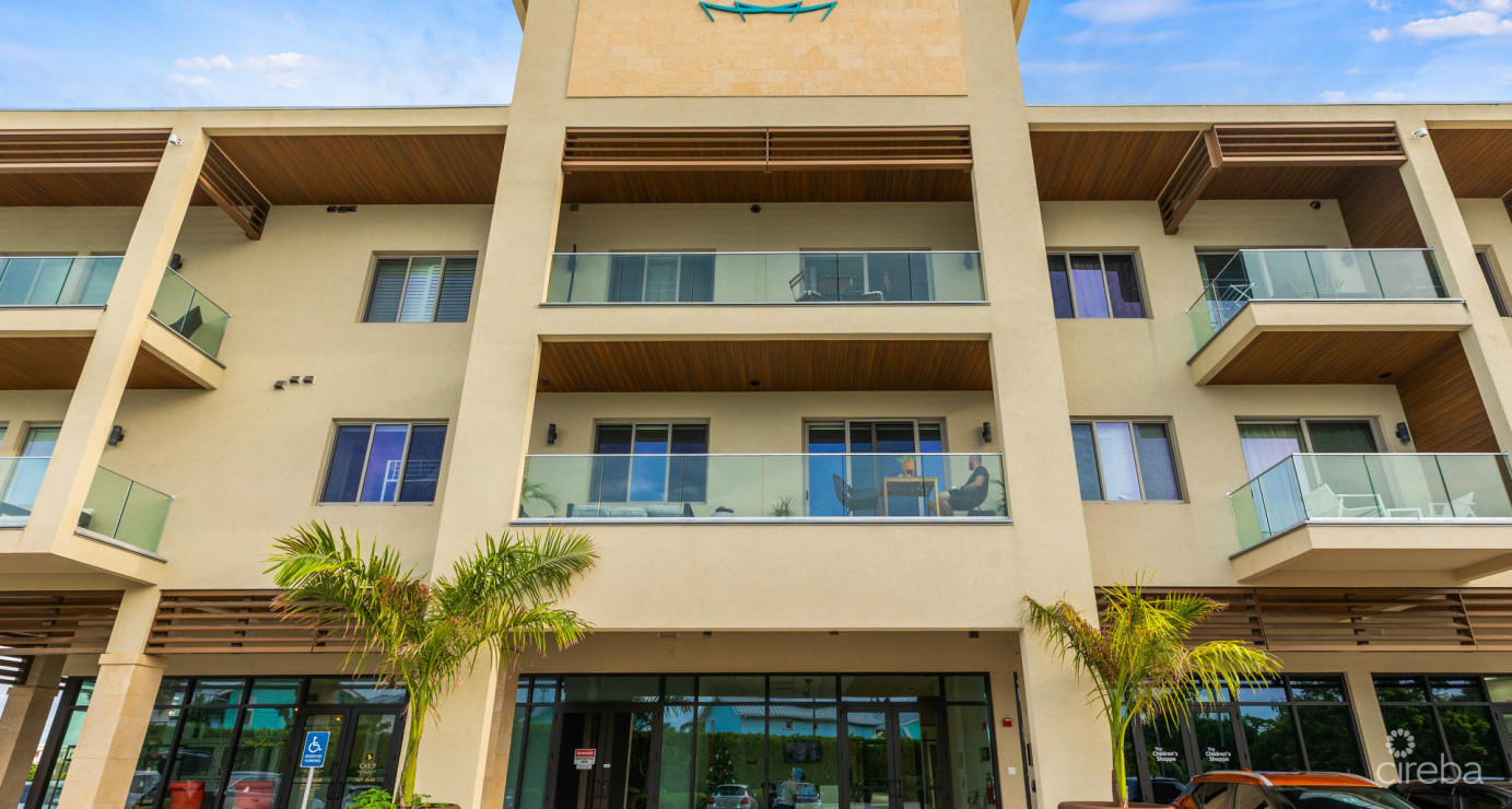 Unit 209  Harbour Walk  Mini-penthouse With Den And Exclusive Perks