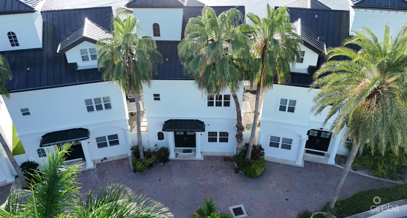 Palacades #2 (4 Bed Oceanfront Villa)