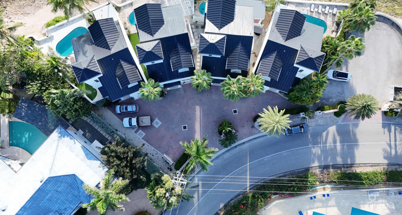 Palacades #2 (4 Bed Oceanfront Villa)