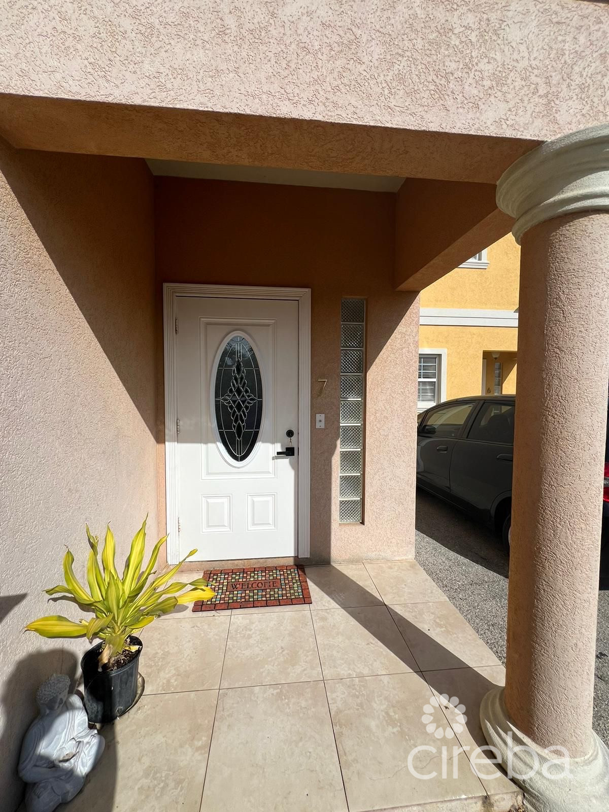 Lower Valley Luxury Townhouse