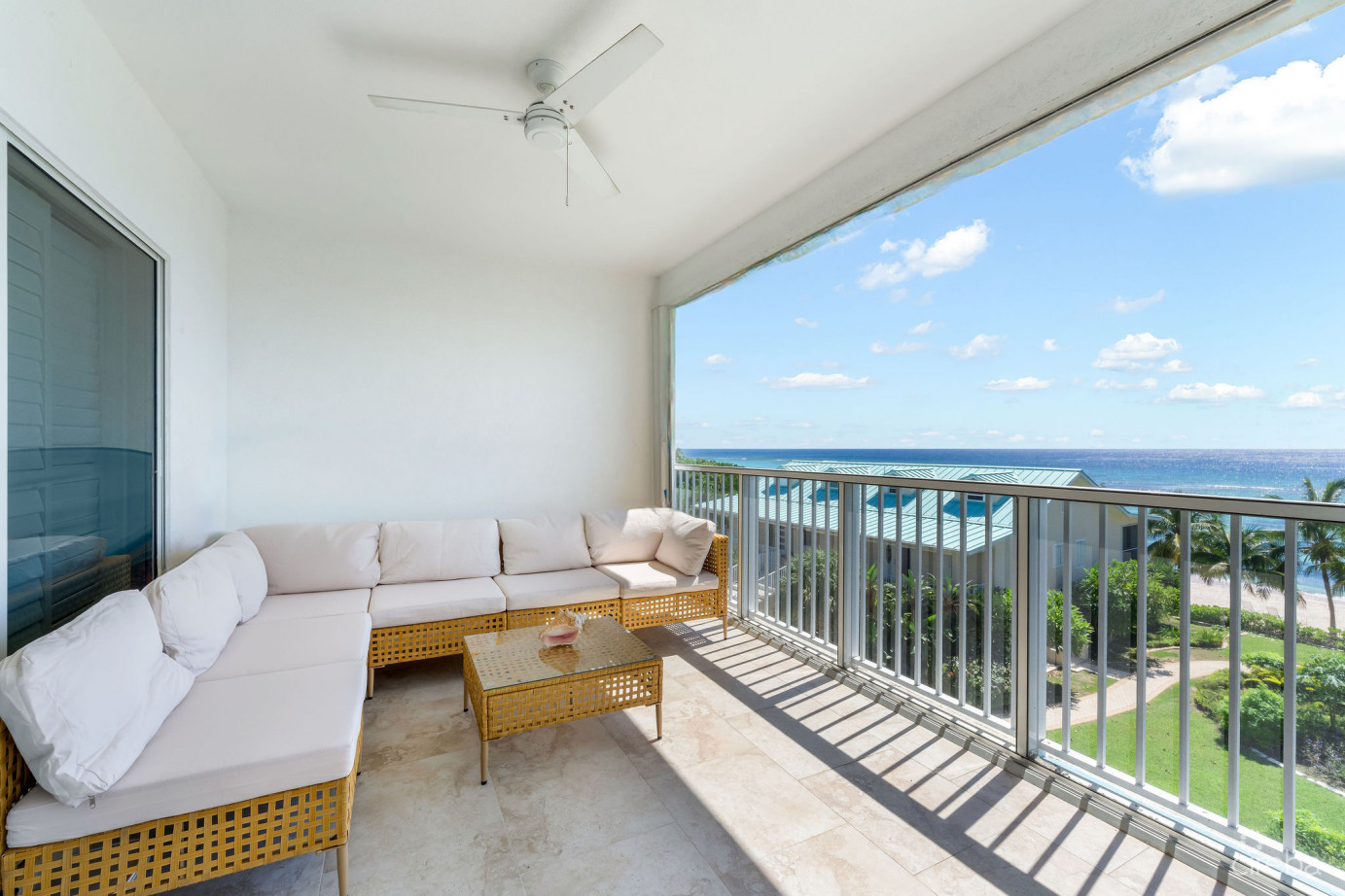 Superb Value And Views On Spotts Beach - 15 Coral Bay Village