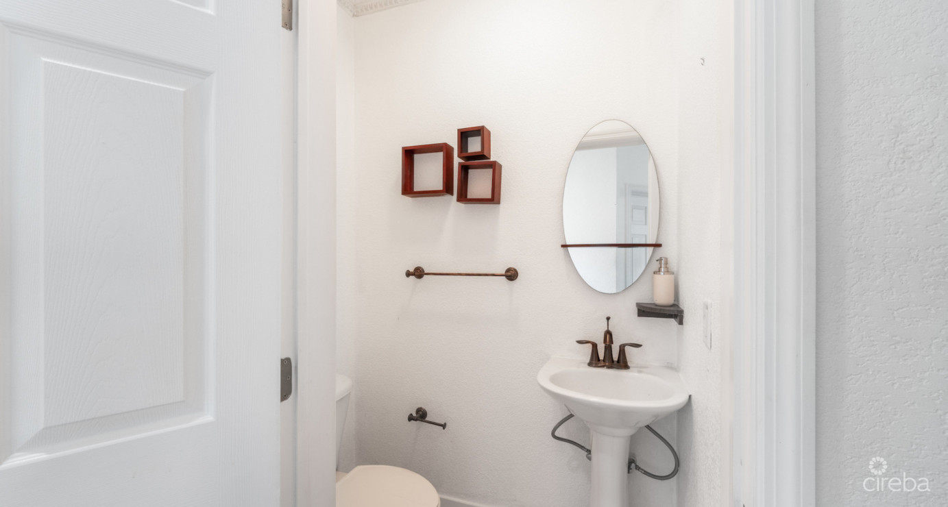 Suelles Estates #1 End Unit