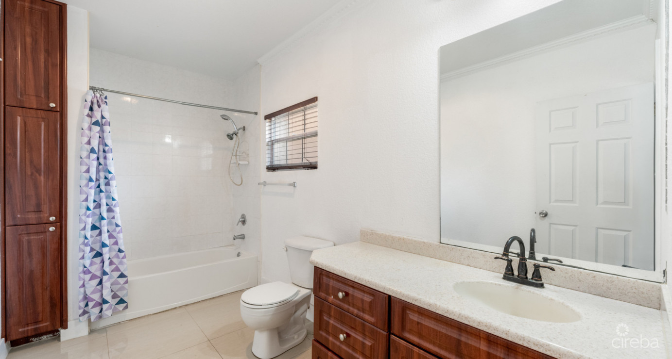 Suelles Estates #1 End Unit