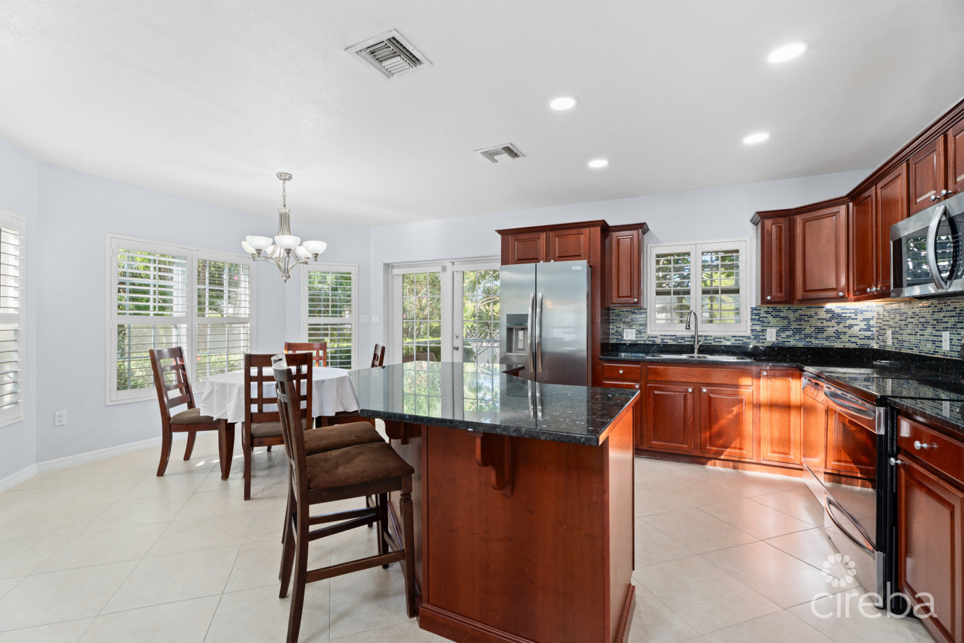 The Plantation 13, South Sound