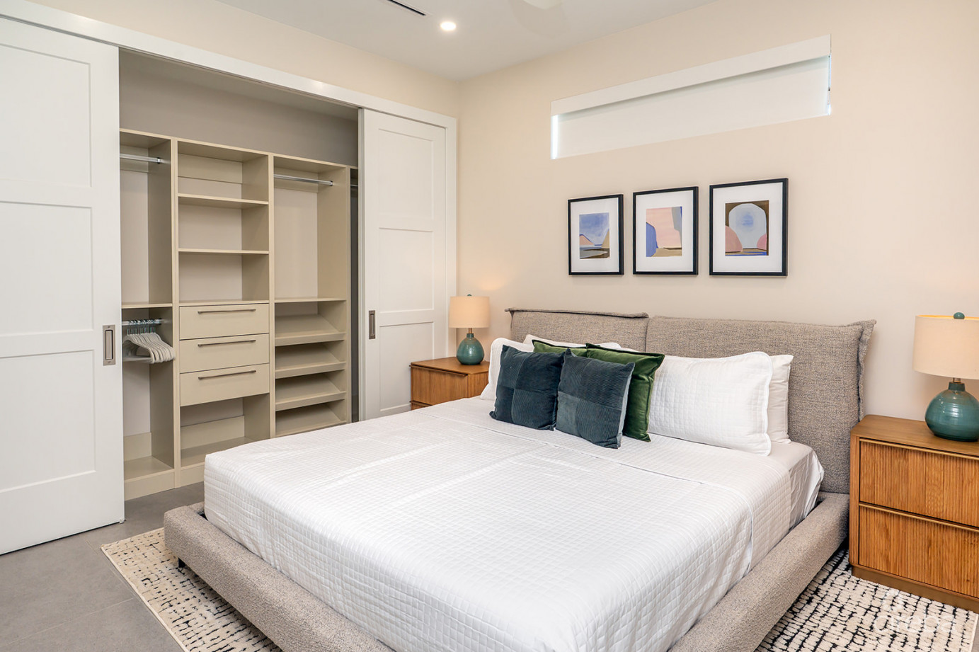 Point West Penthouse #20 - One Bed Garden View