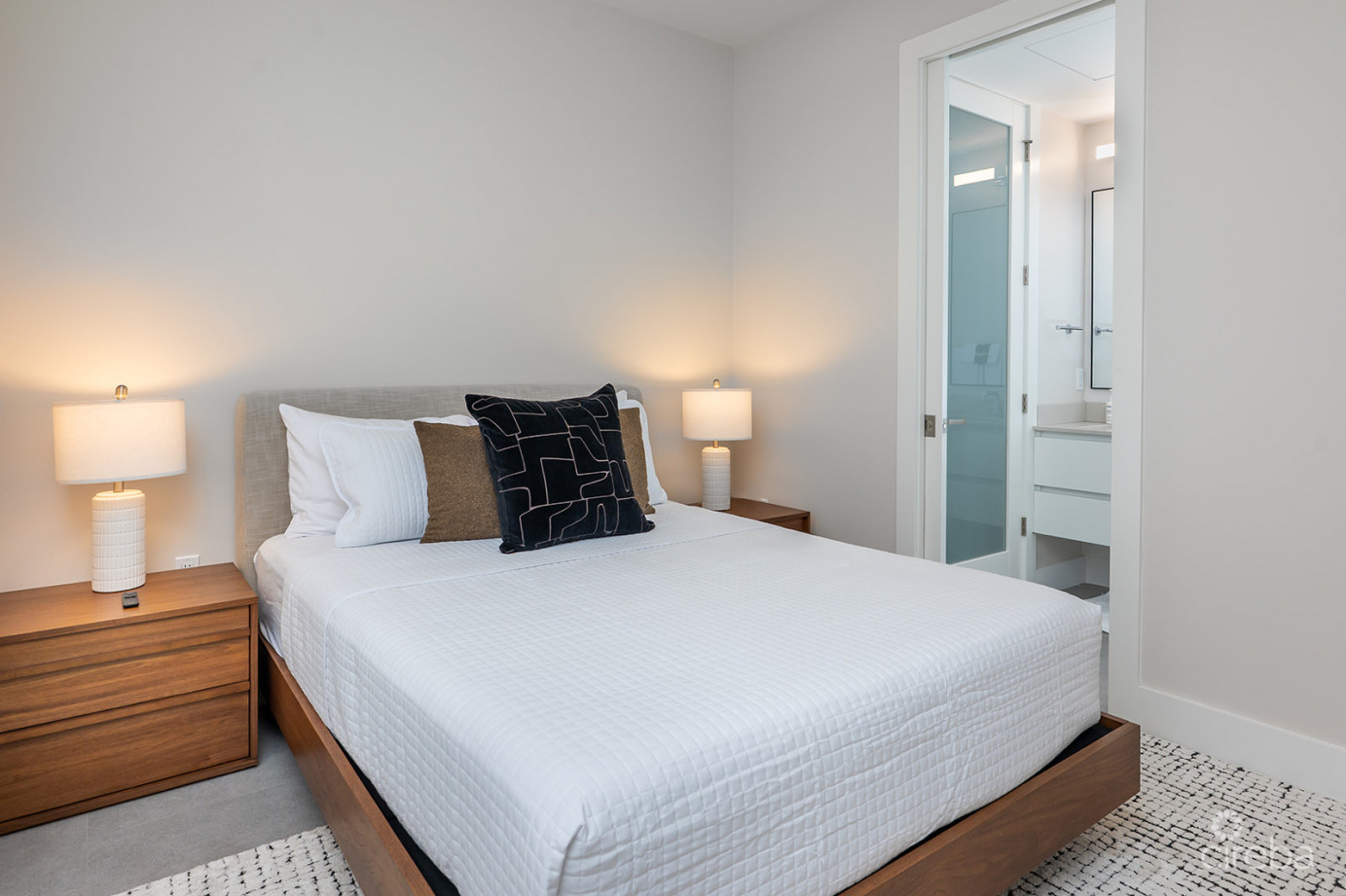 Point West Penthouse #28 - Two Bed Ocean View