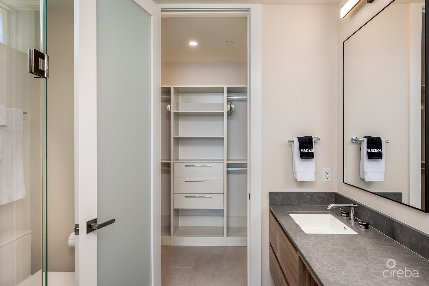 Point West Penthouse #28 - Two Bed Ocean View