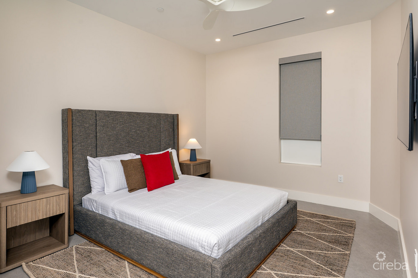 Point West Penthouse #29 - Three Bed Ocean View