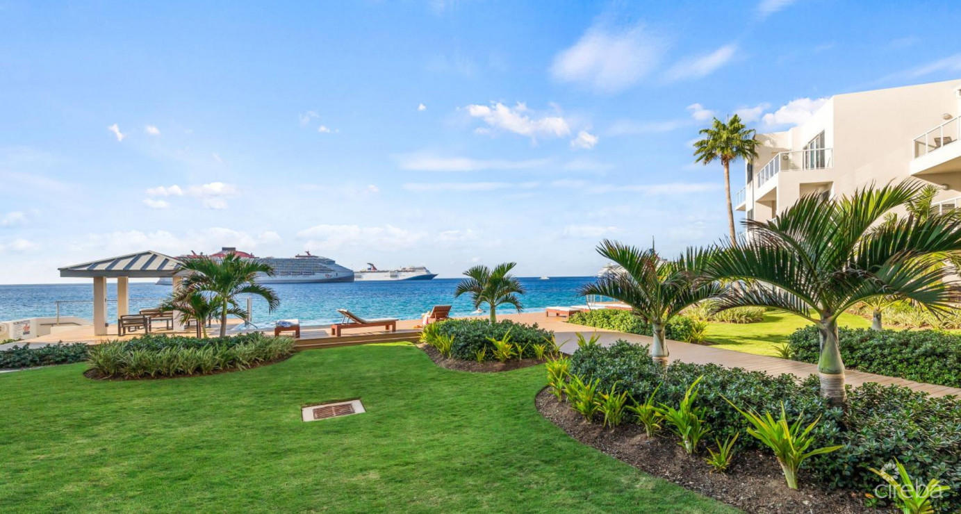 Seaview 103 - Stylish Waterfront Living With Panoramic Views