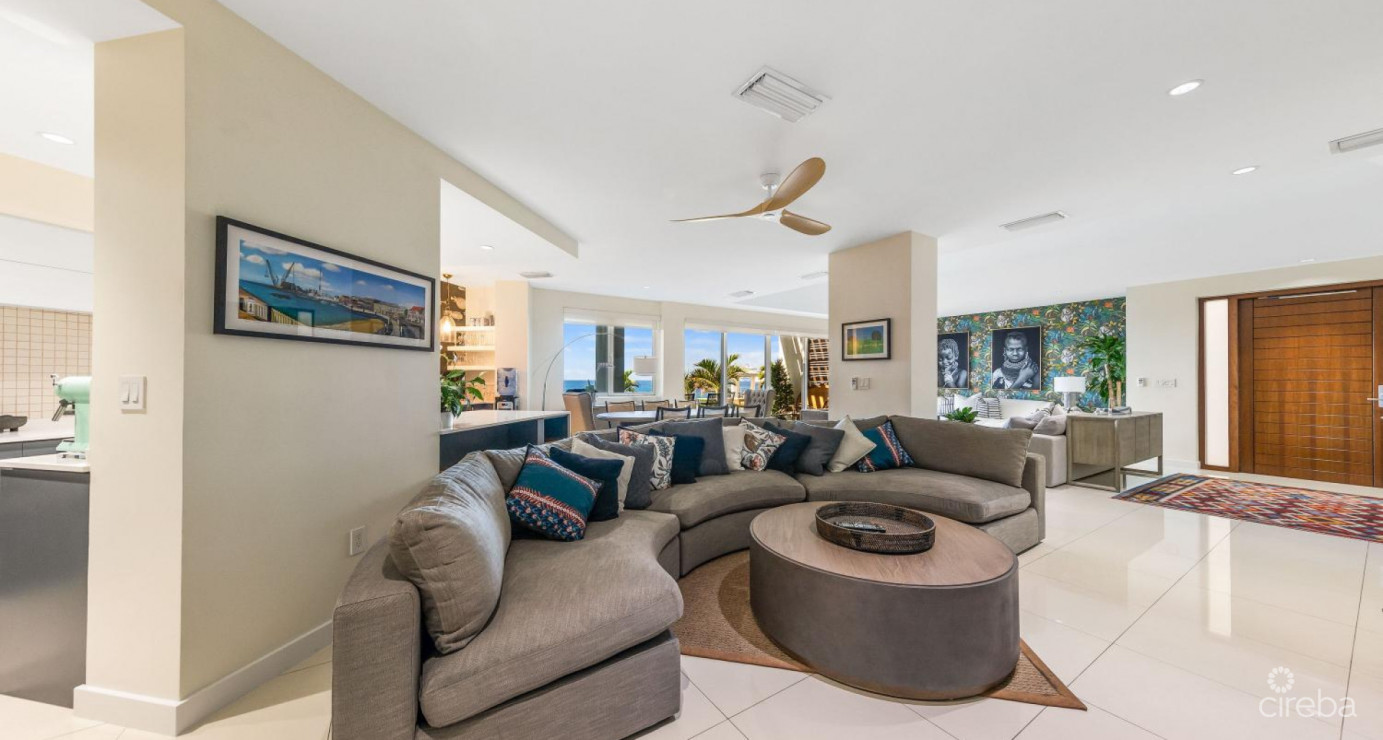 Seaview 103 - Stylish Waterfront Living With Panoramic Views