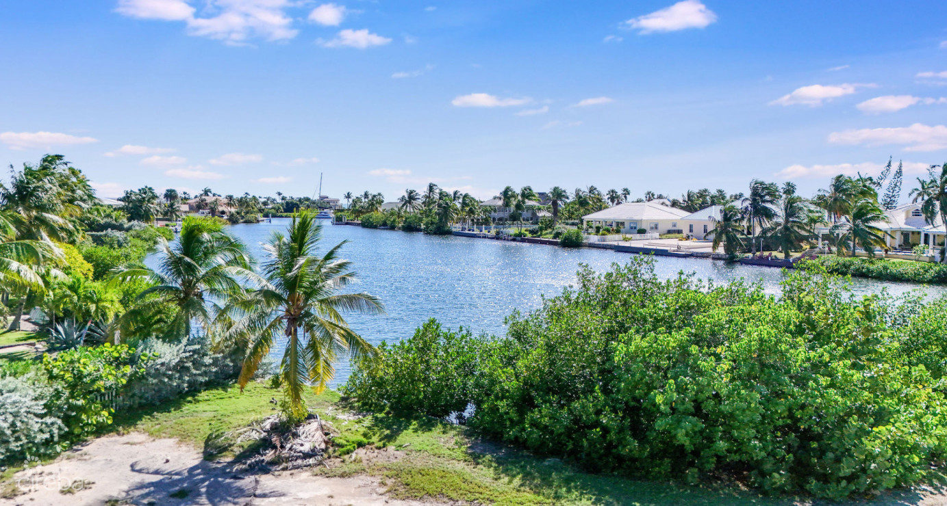 Shores Premium Waterfront Lot