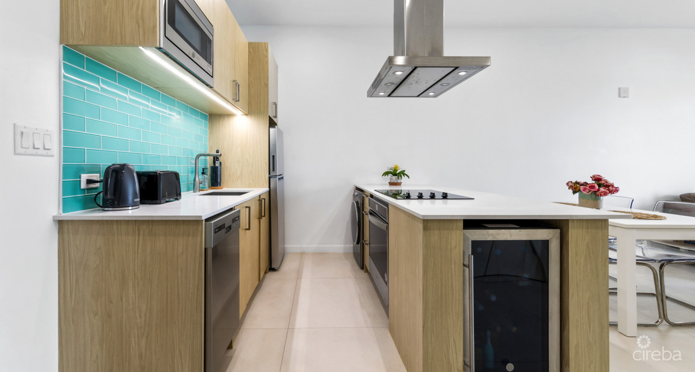 Rare Find At Harbour Walk: One Of Only Two Oversized 1-bed + Den With Exclusive Perks