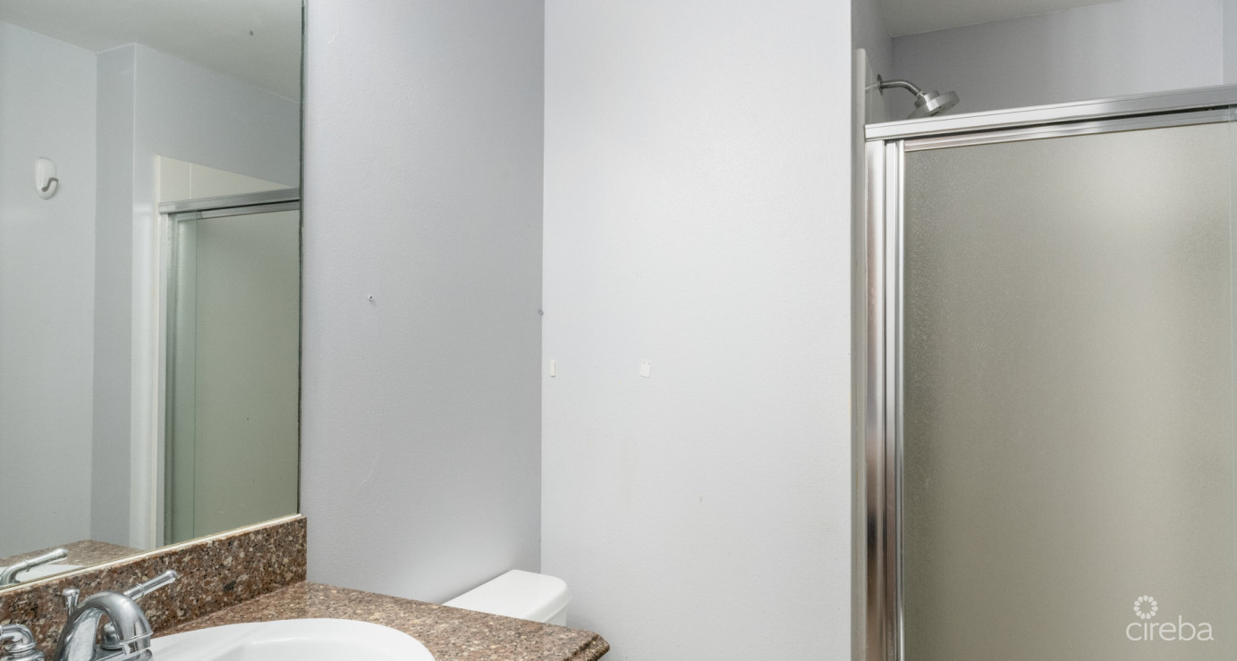 #43 Executive Suites  George Town - Investor Opportunity, 1 Bed Middle Unit