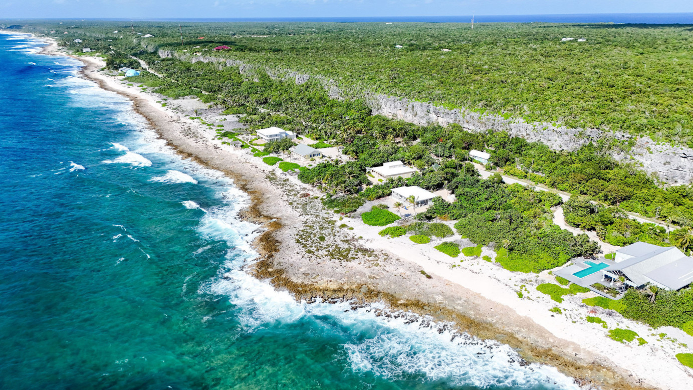 Southside Seafront Villa