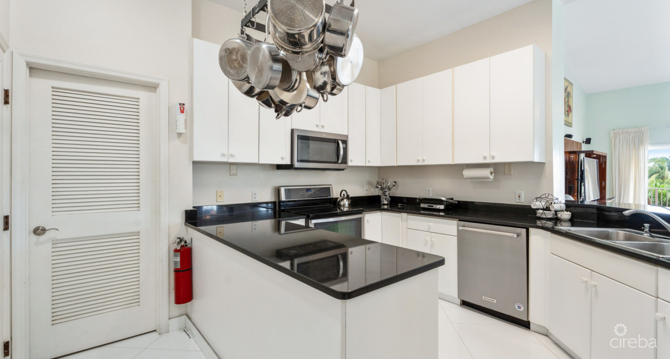 Britannia #630  Seven Mile Corridor - Spacious Corner Unit Canal Front Condo