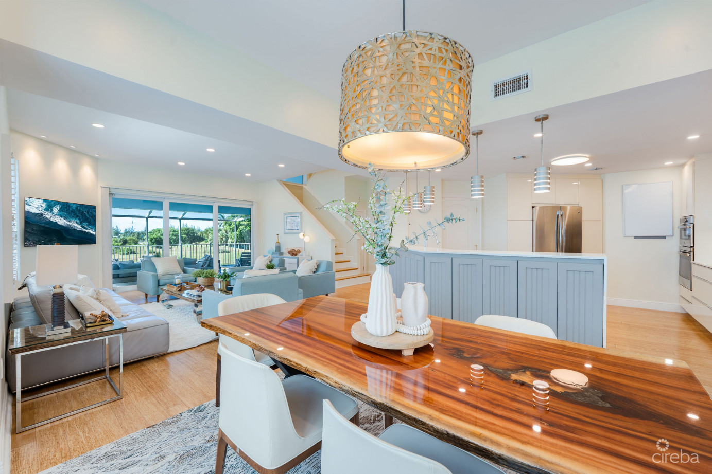 Britannia Regents Court  4-bed Two-storey Home In Smb Corridor