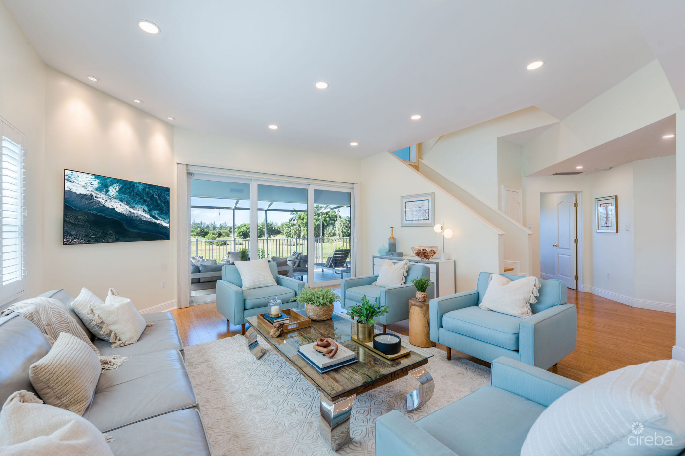 Britannia Regents Court  4-bed Two-storey Home In Smb Corridor