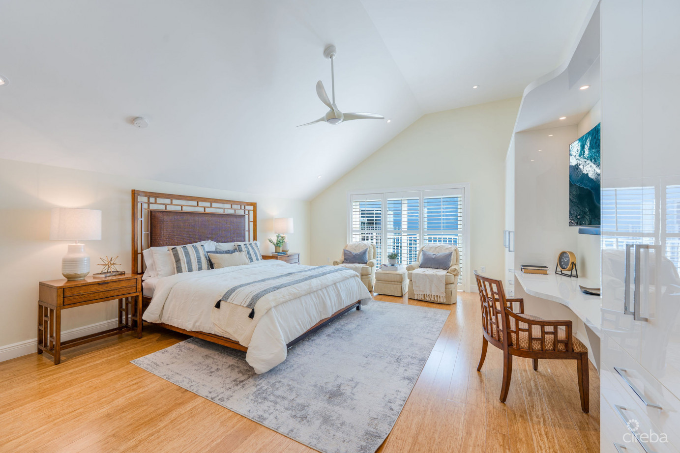 Britannia Regents Court  4-bed Two-storey Home In Smb Corridor