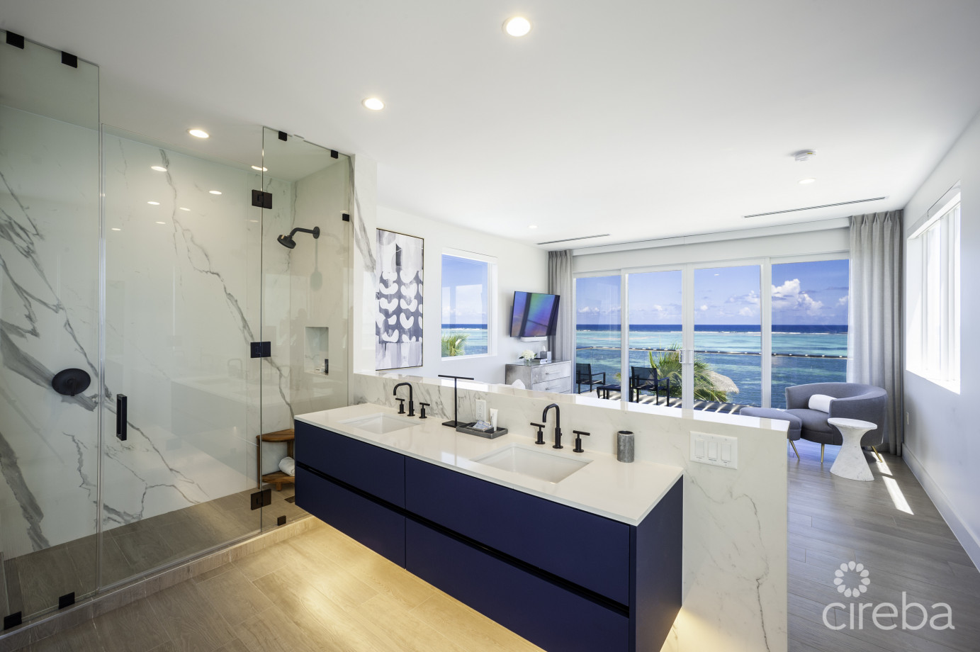 Black Urchin: Private Beachfront Estate