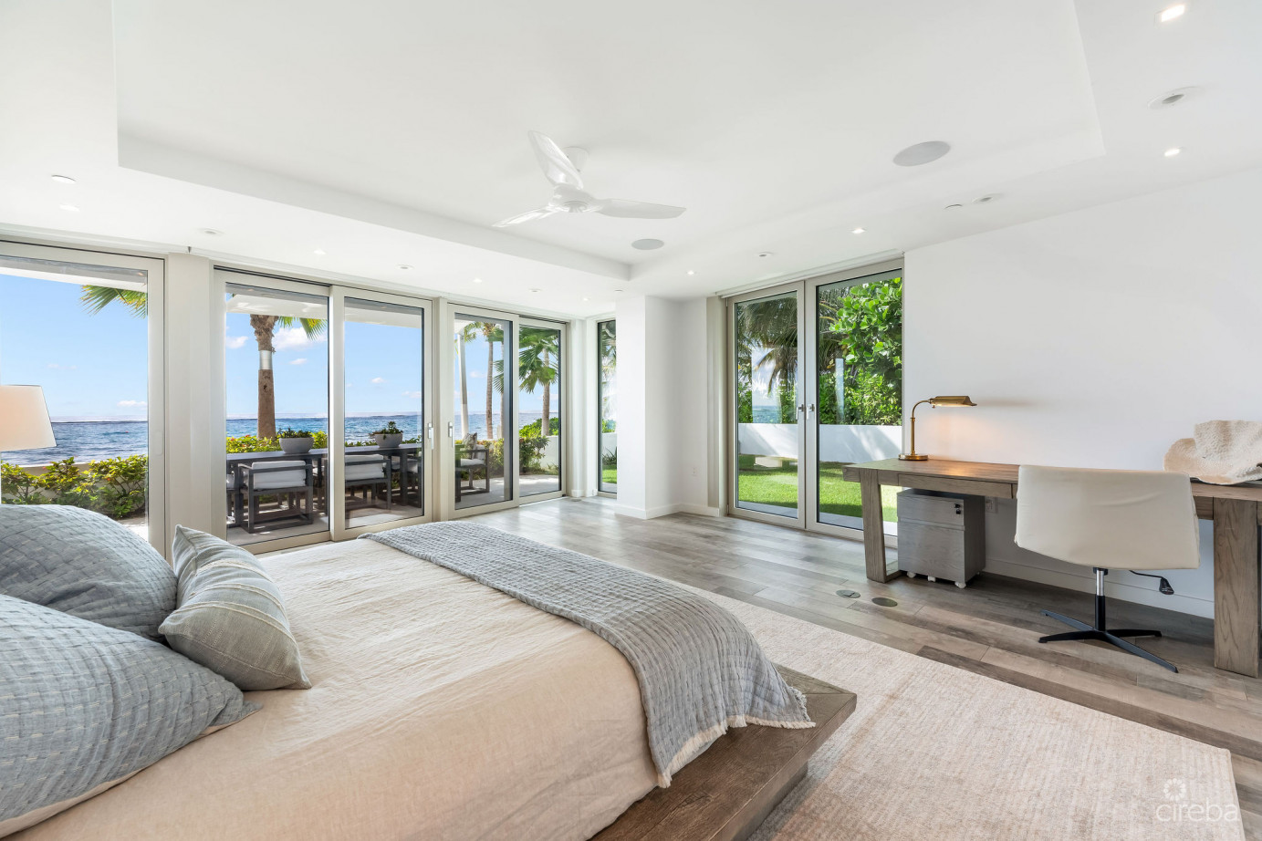 Tides 102, Exclusive Beachfront Villa