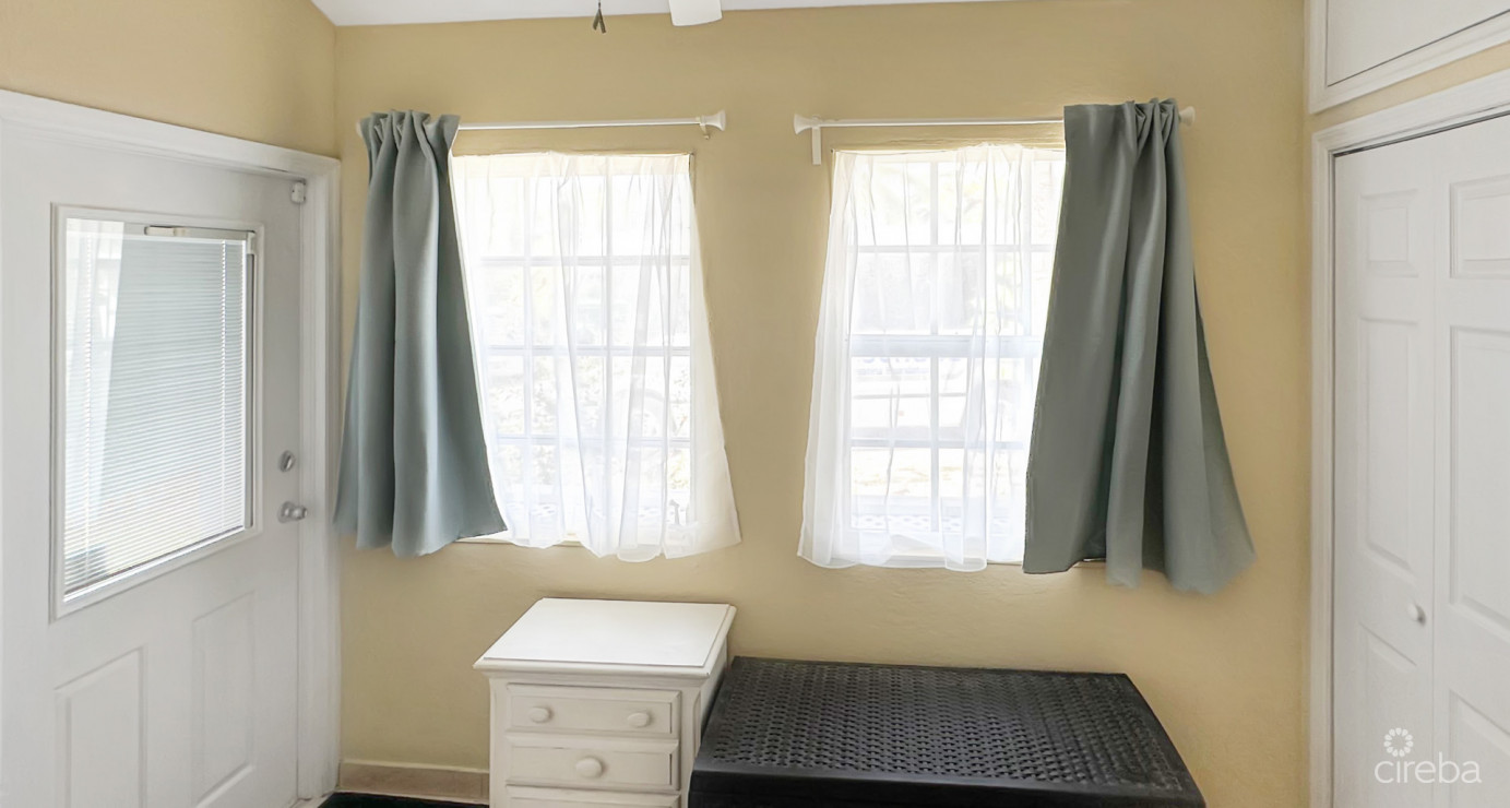 Raleigh Quay 1 Bedroom Condo