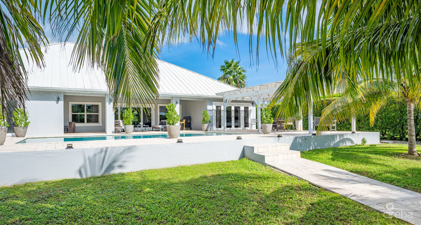 South Reach  Grand Harbour Canal Front Family Home