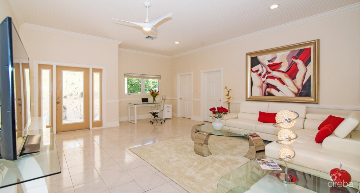 Beachfront Single-level South Sound Home