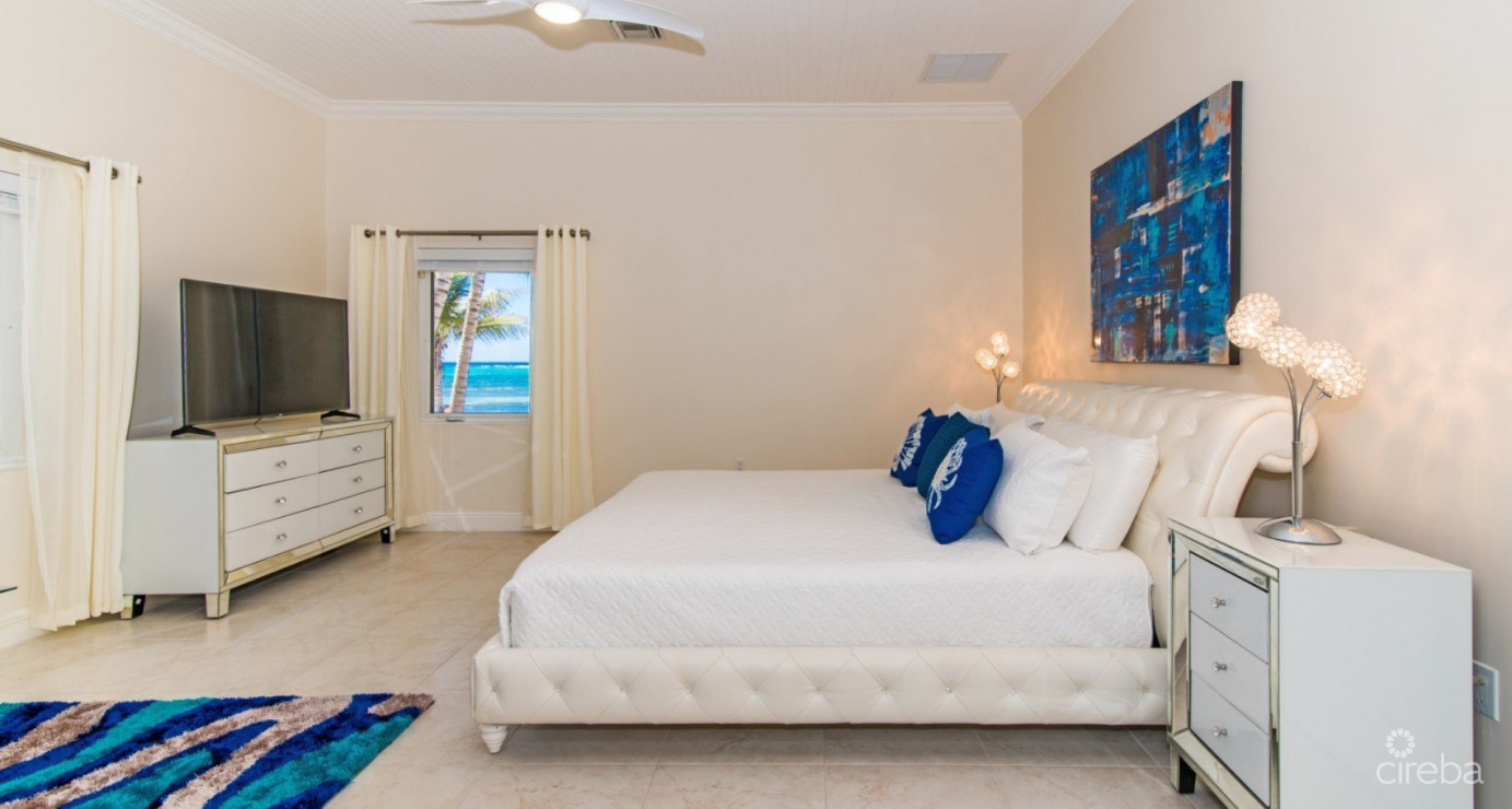 Beachfront Single-level South Sound Home