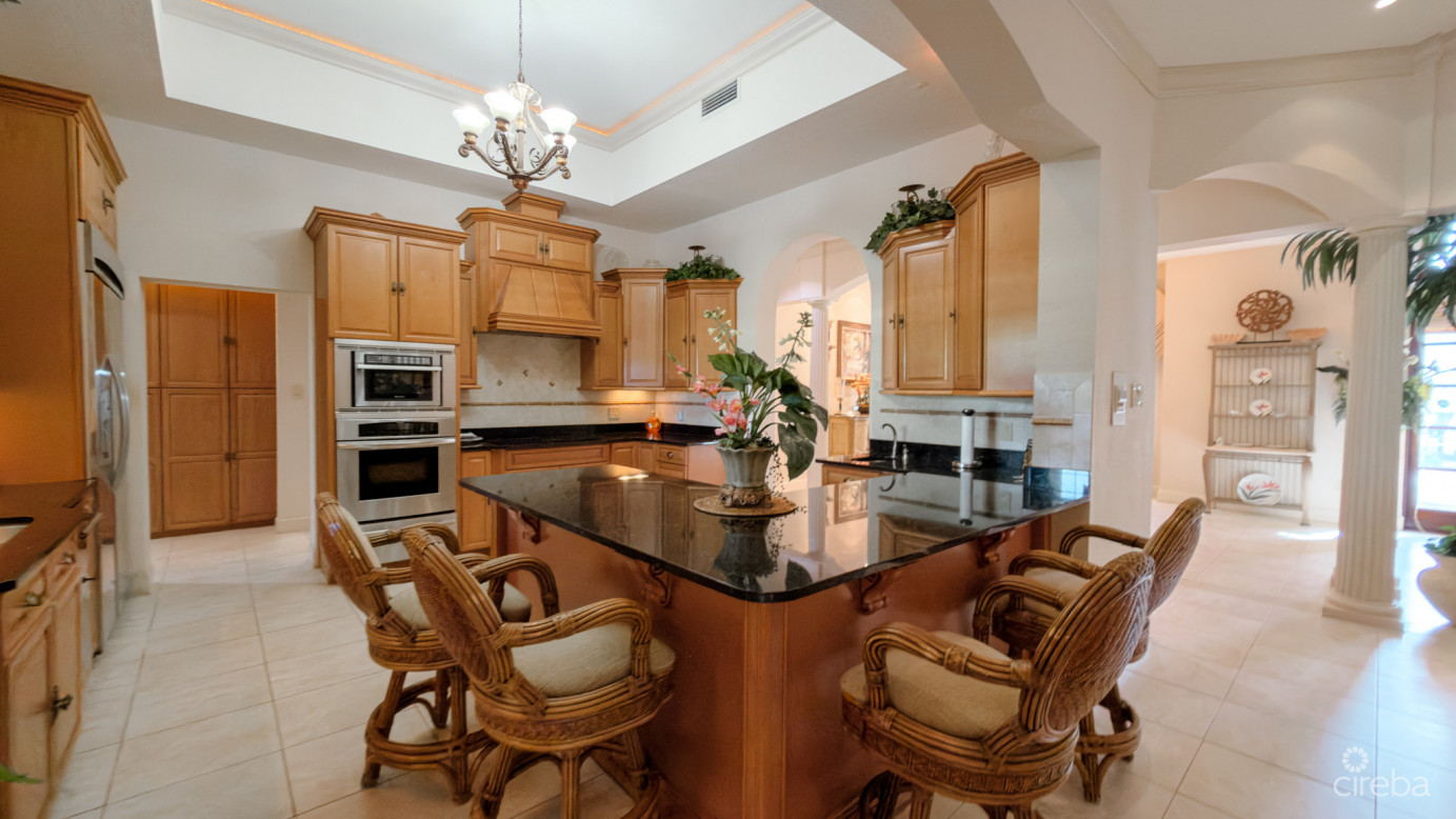 Yacht Club Canal Front Home 3 Bed