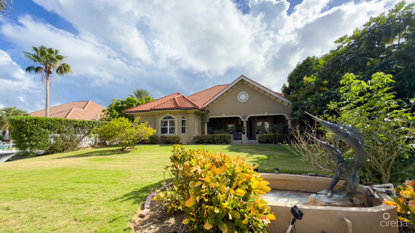 Yacht Club Canal Front Home 3 Bed