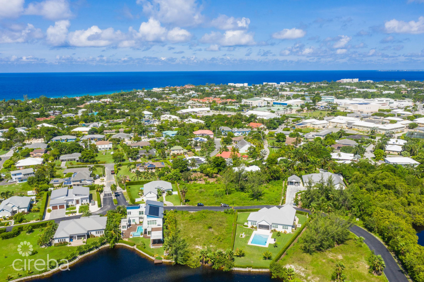 The Lakes 0.38 Acre, Floor Plans Included