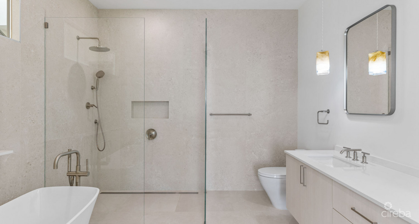 Indigo Bay - Incredible Seafront Residence