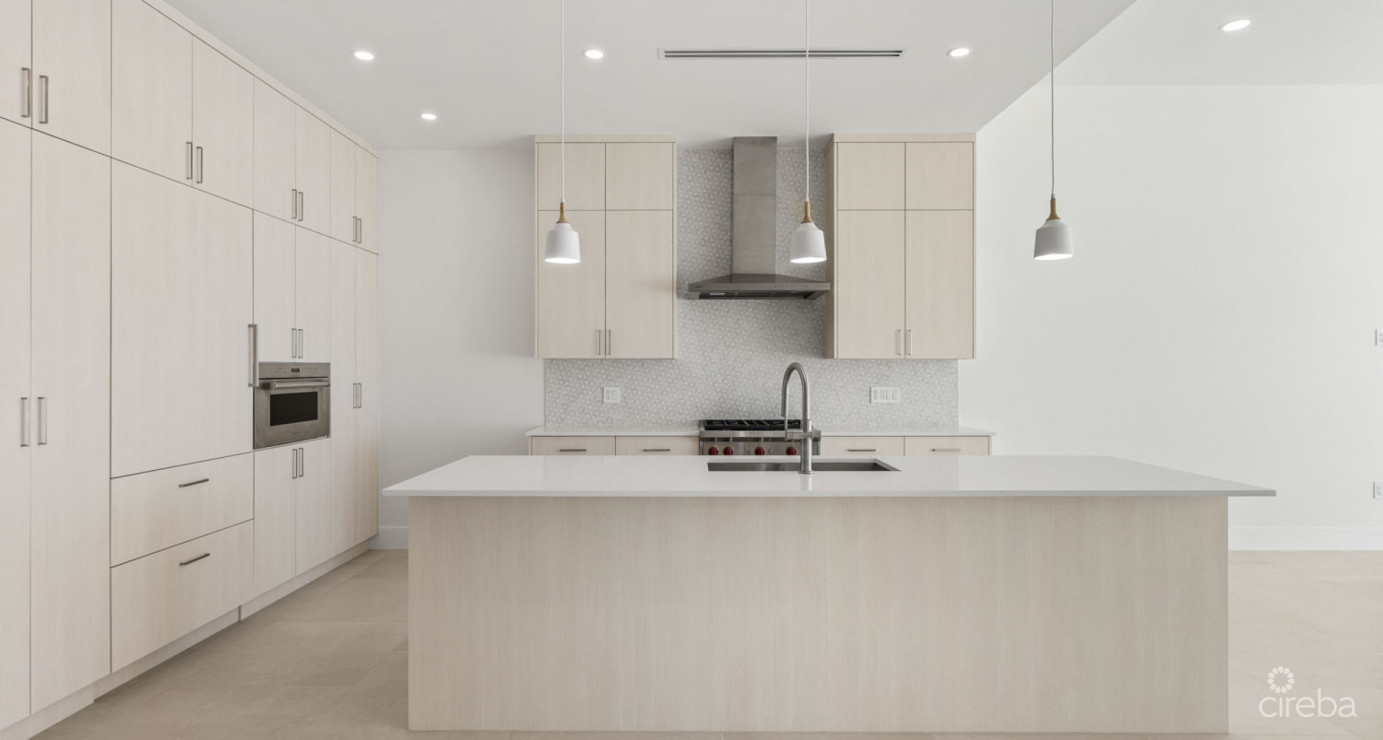 Indigo Bay - Incredible Seafront Residence