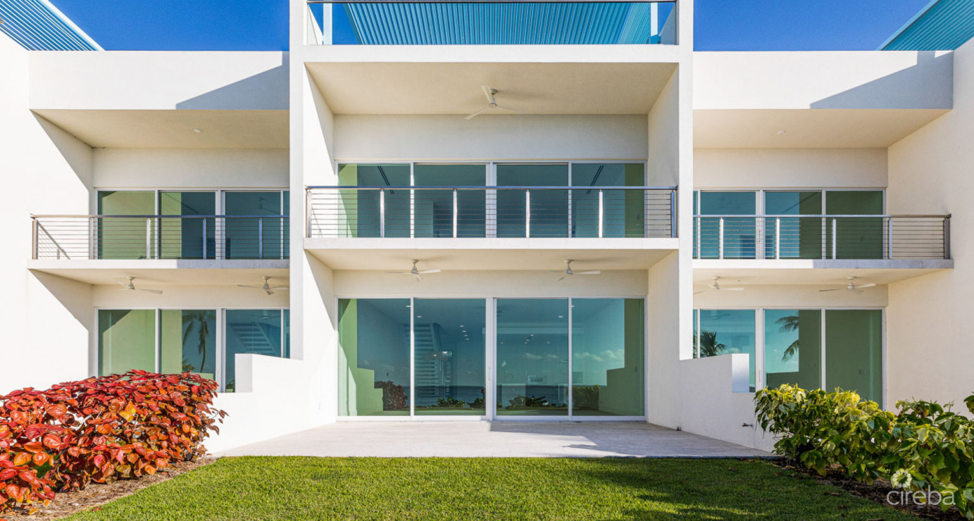 Indigo Bay - Incredible Seafront Residence