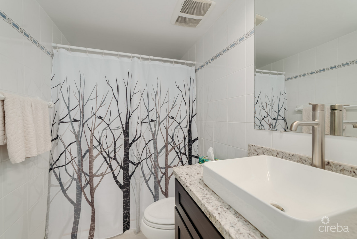 Sunset Cove 3rd Floor Renovated 2 Bedroom