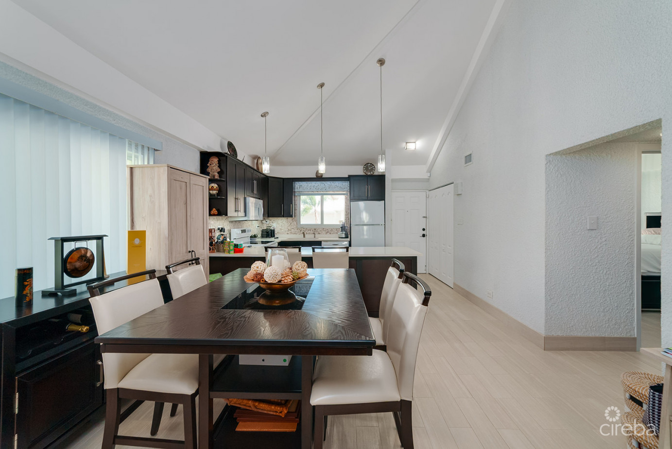 Sunset Cove 3rd Floor Renovated 2 Bedroom