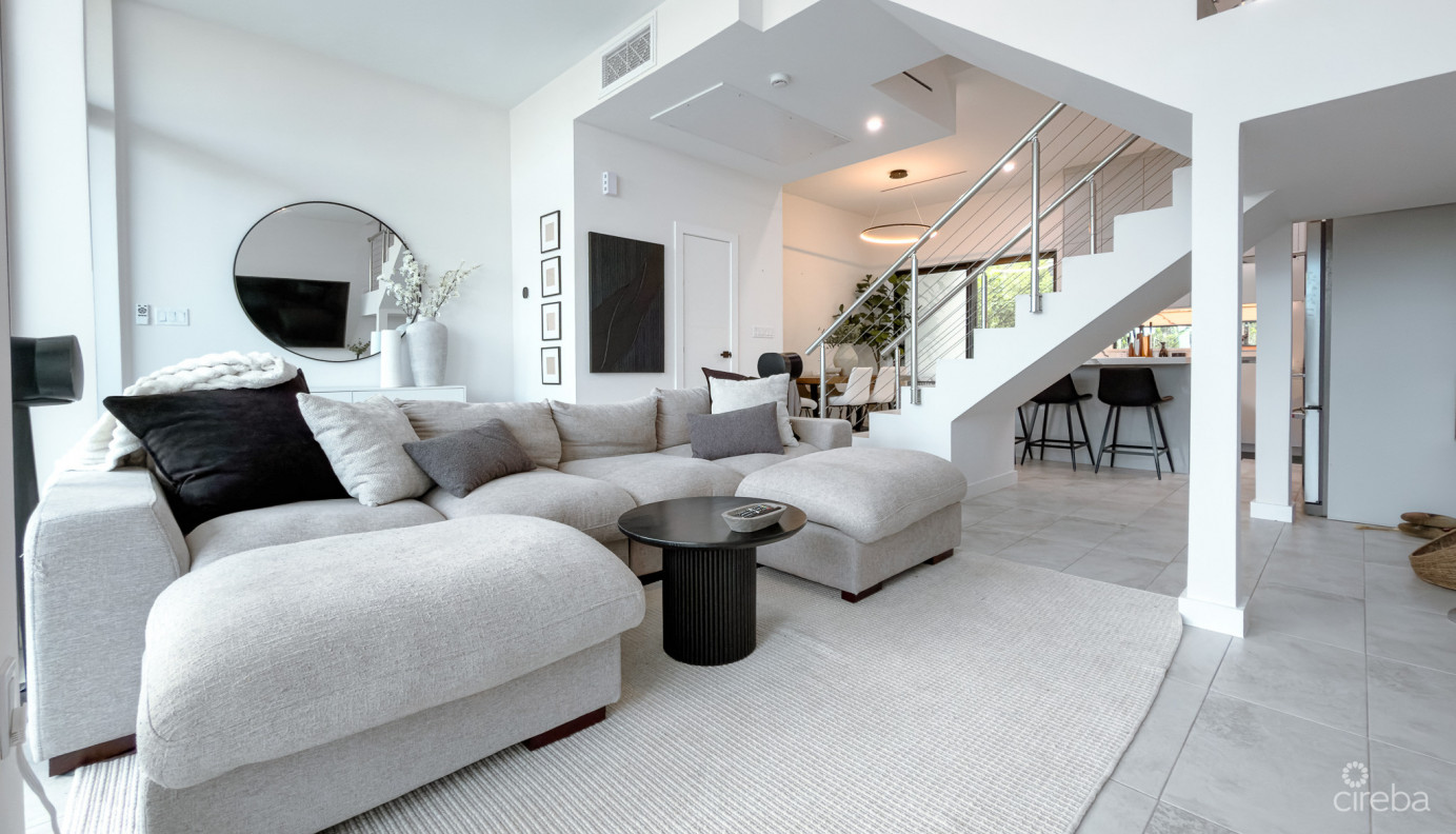 Bahia  Corner Townhouse 3 Bed