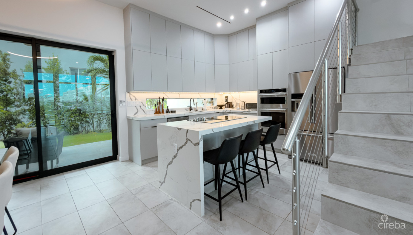 Bahia  Corner Townhouse 3 Bed