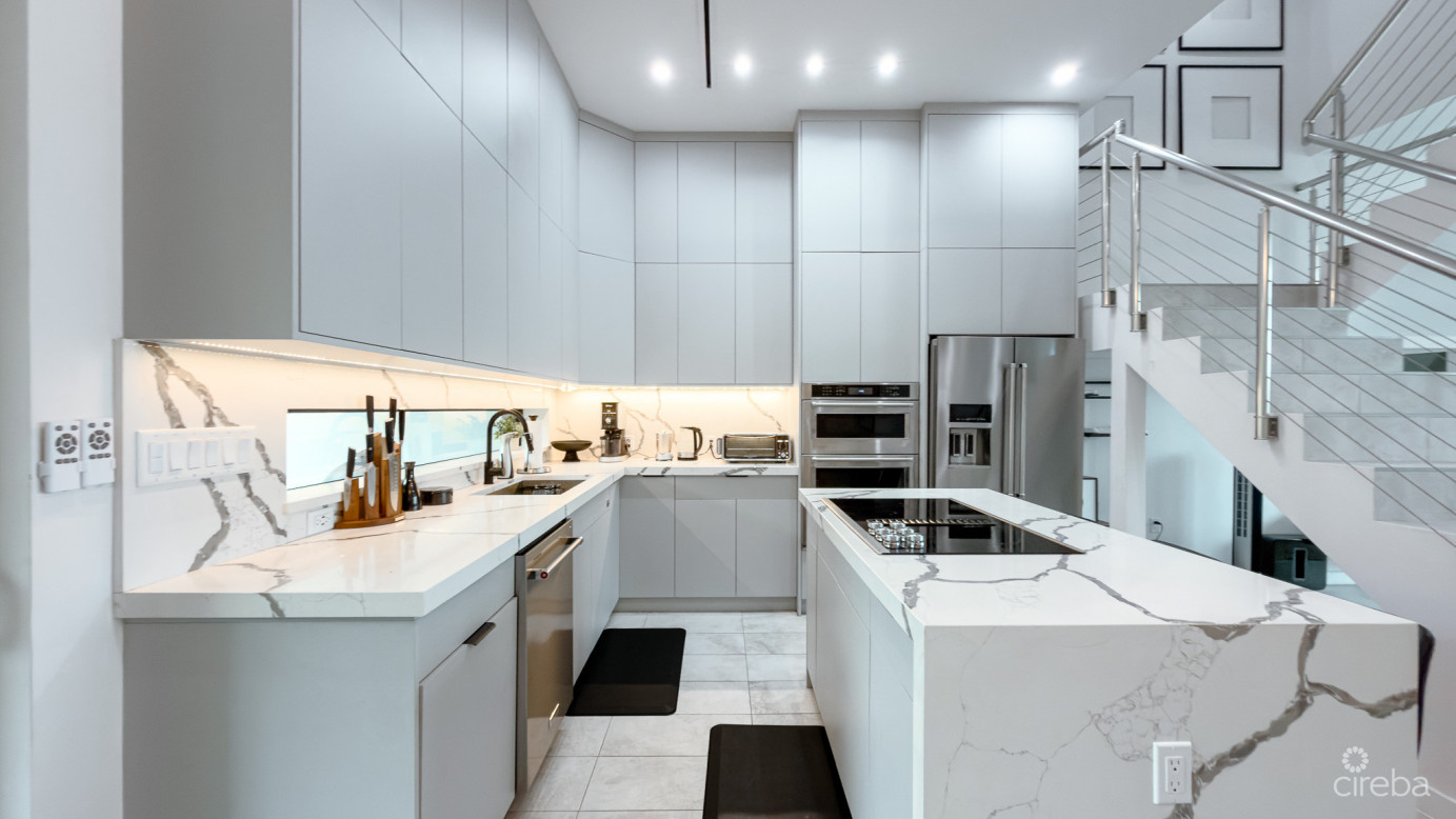 Bahia  Corner Townhouse 3 Bed