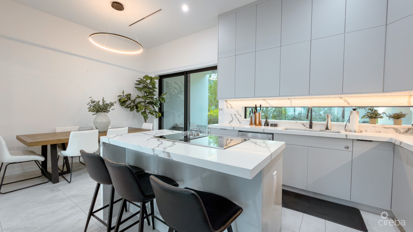 Bahia  Corner Townhouse 3 Bed