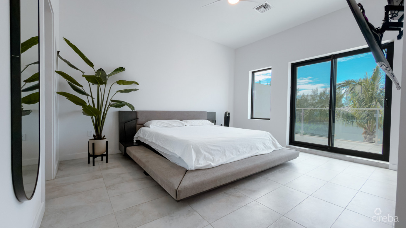 Bahia  Corner Townhouse 3 Bed