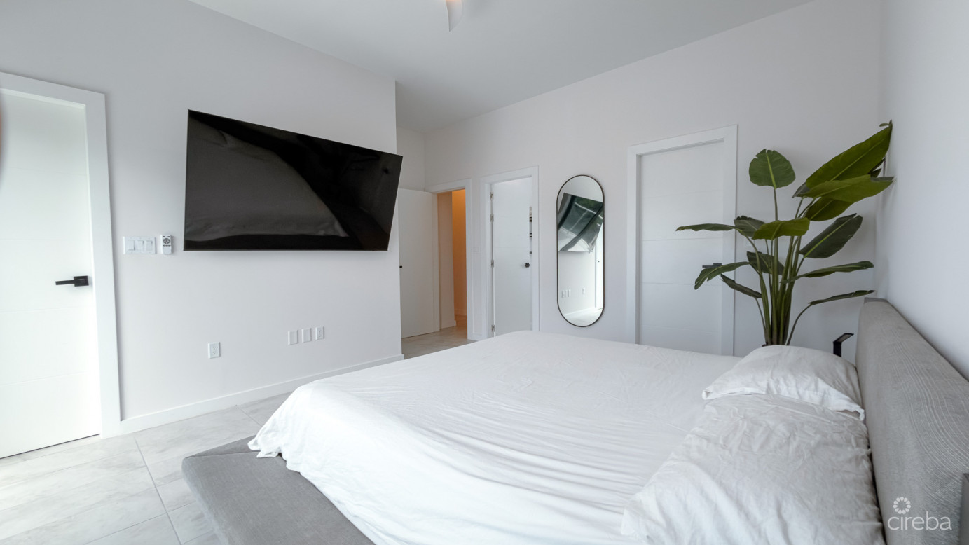 Bahia  Corner Townhouse 3 Bed