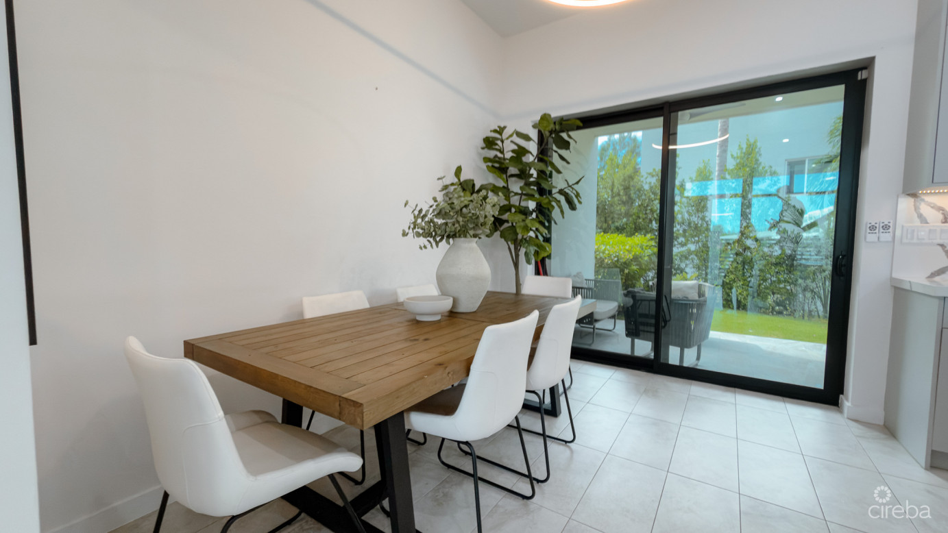 Bahia  Corner Townhouse 3 Bed