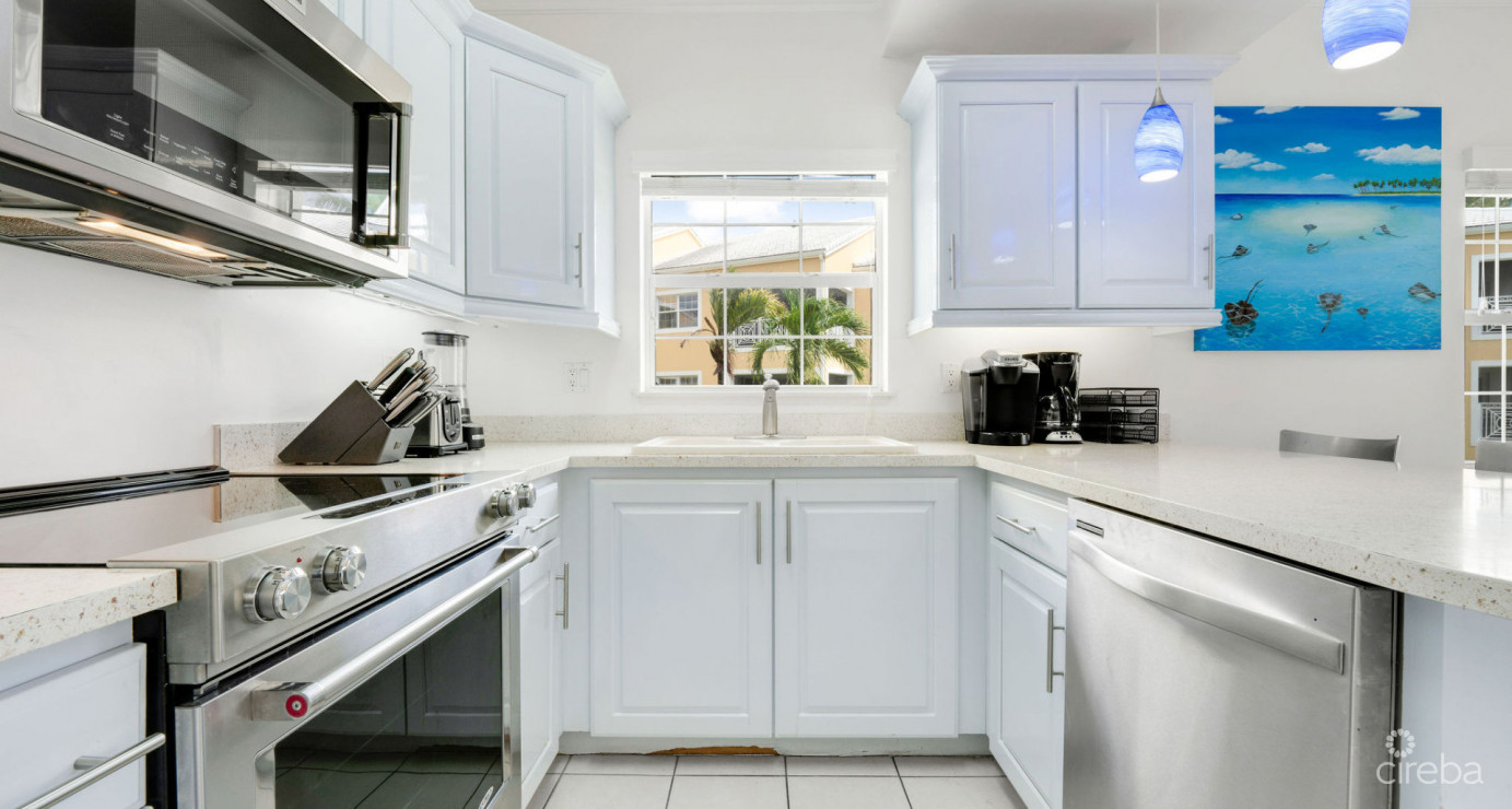 Regal Beach Club  523