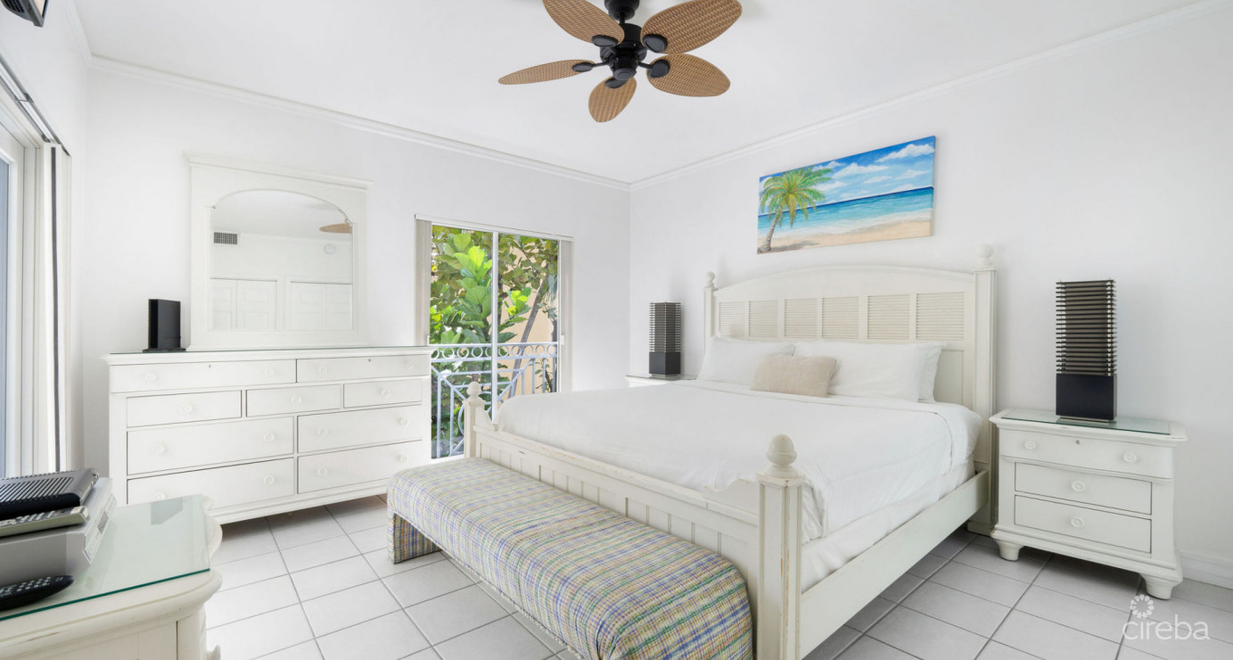 Regal Beach Club  523