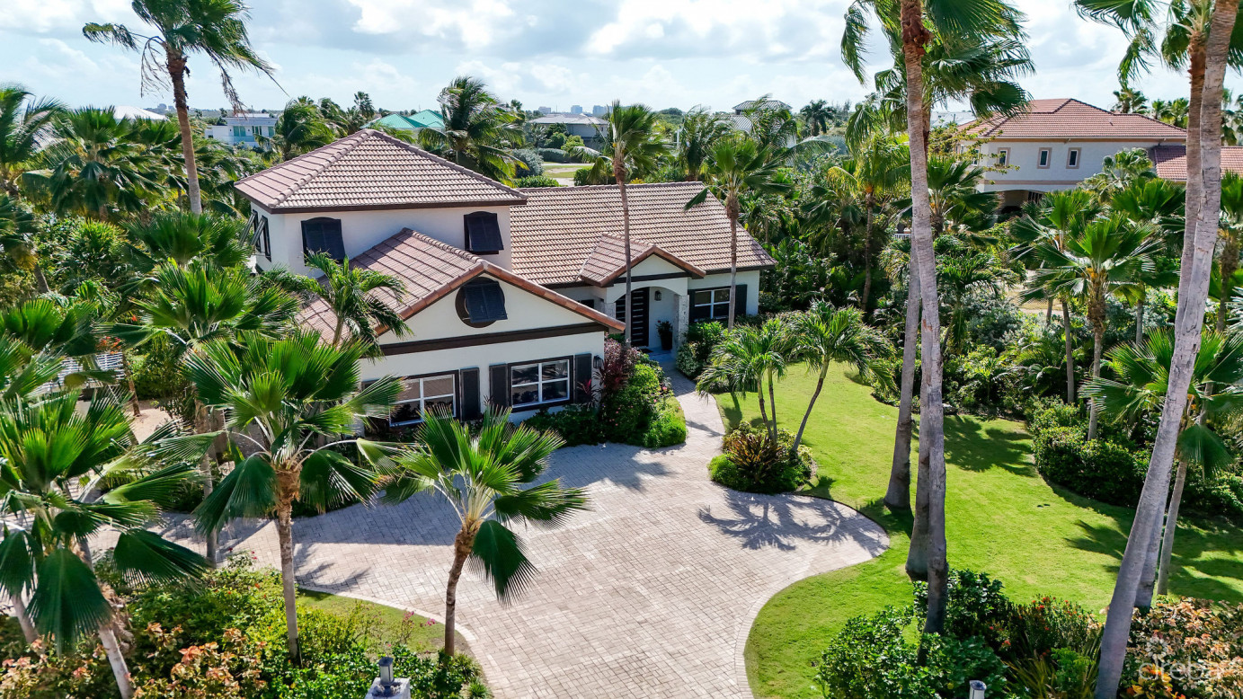 Fully Renovated 4-bed Canal Front Home With Den & Dock  The Shores