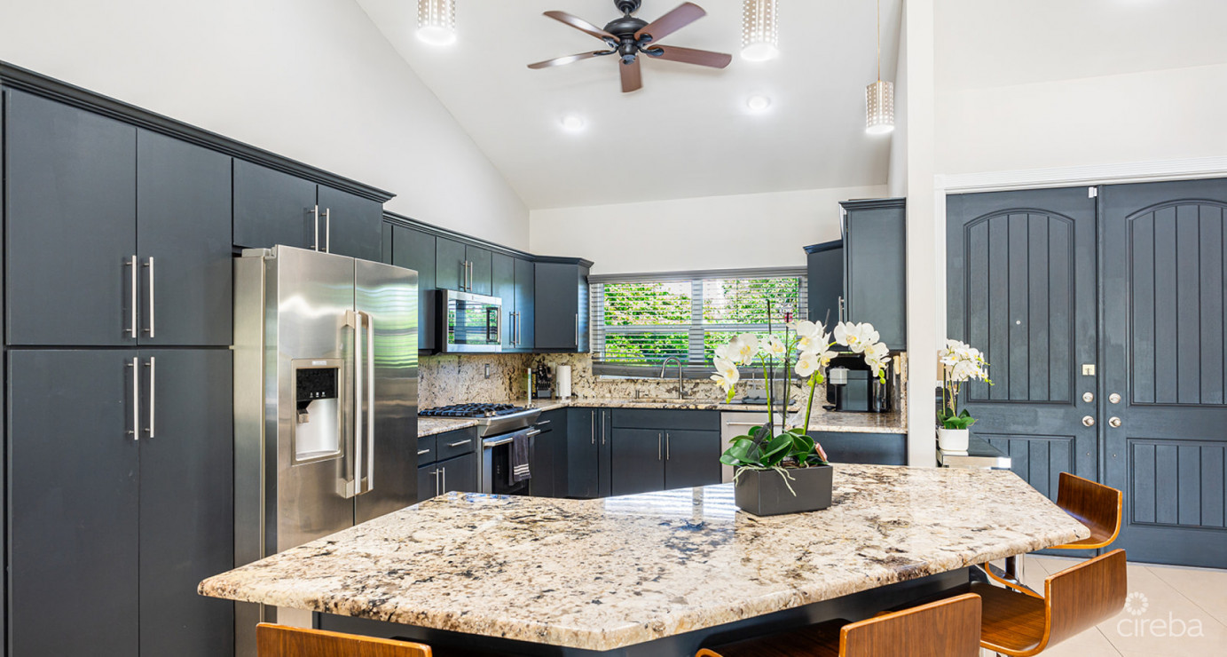 South Reach  Grand Harbour Canal Front Family Home