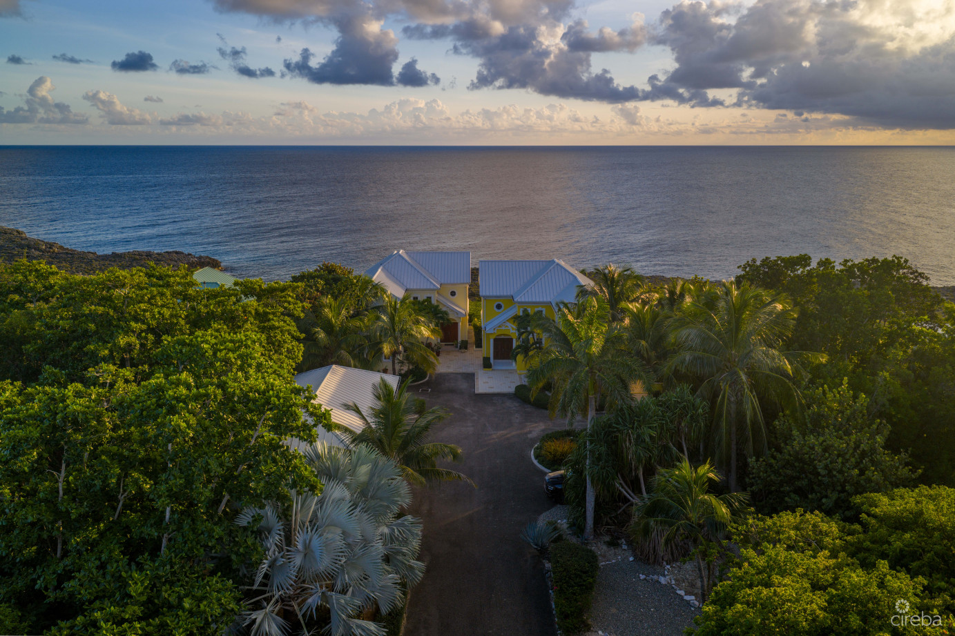 4 Bed Ocean Front In Savannah