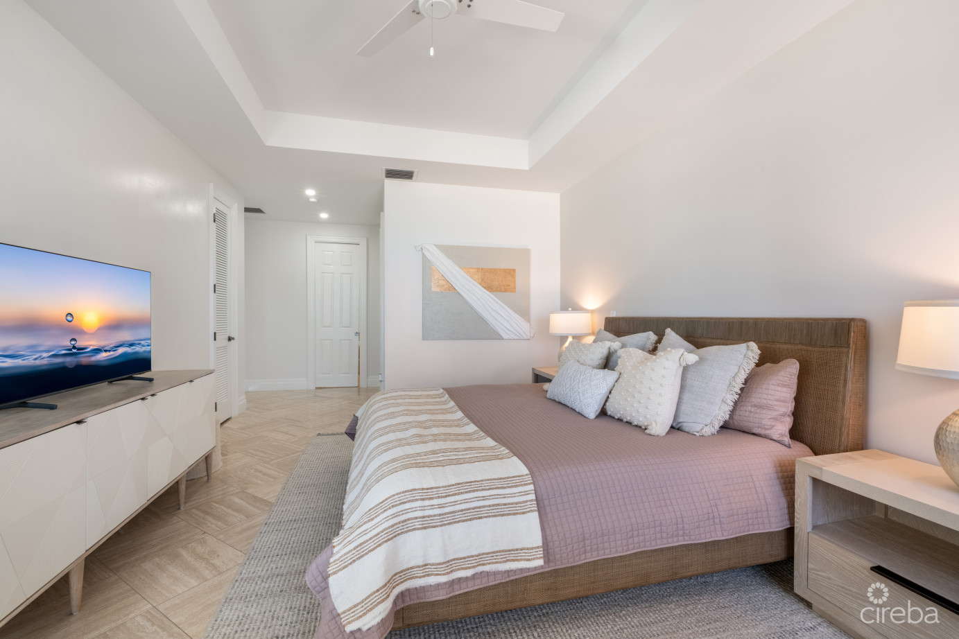 The Pinnacle Villa 20 With Garage