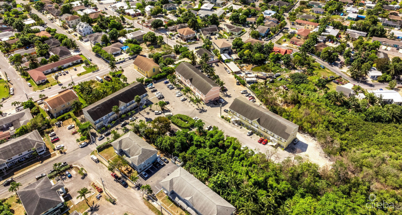 #25 Executive Suites, Prime Location  1 Bed Middle Unit